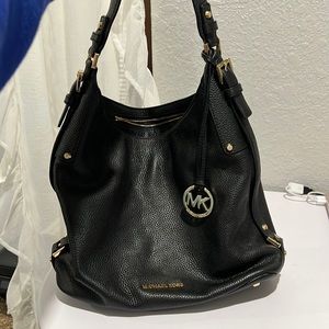Smooth Leather Micheal Kors purse